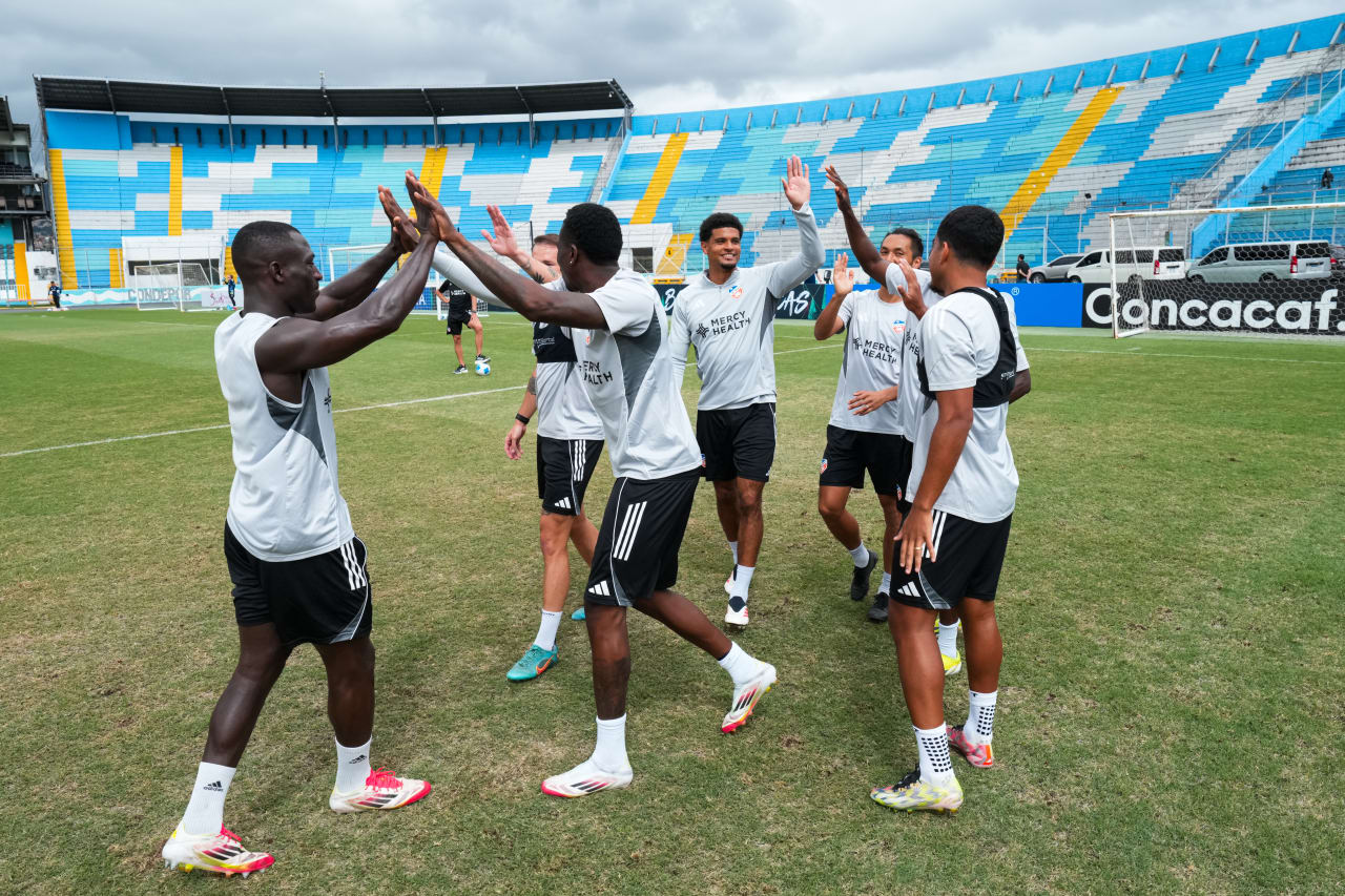 TEGUCIGALPA, HONDURAS - FEBRUARY 18: FC Cincinnatiduring training on February 18, 2025 at Estadio Nacional in Tegucigalpa, Honduras.