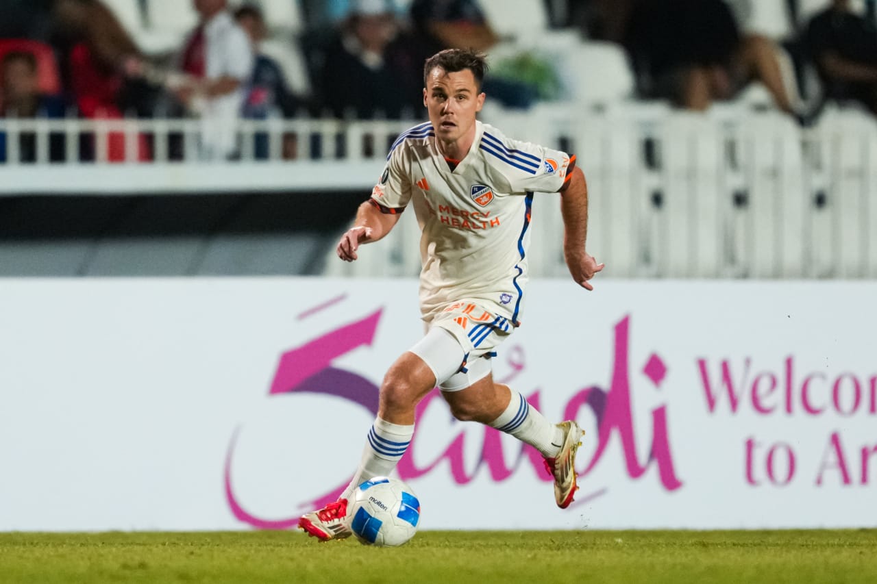 TEGUCIGALPA, HONDURAS - FEBRUARY 19: FC Cincinnati during a Concacaf Champions Cup match against FC Motagua on February 19, 2025 at Estadio Nacional in Tegucigalpa, Honduras.