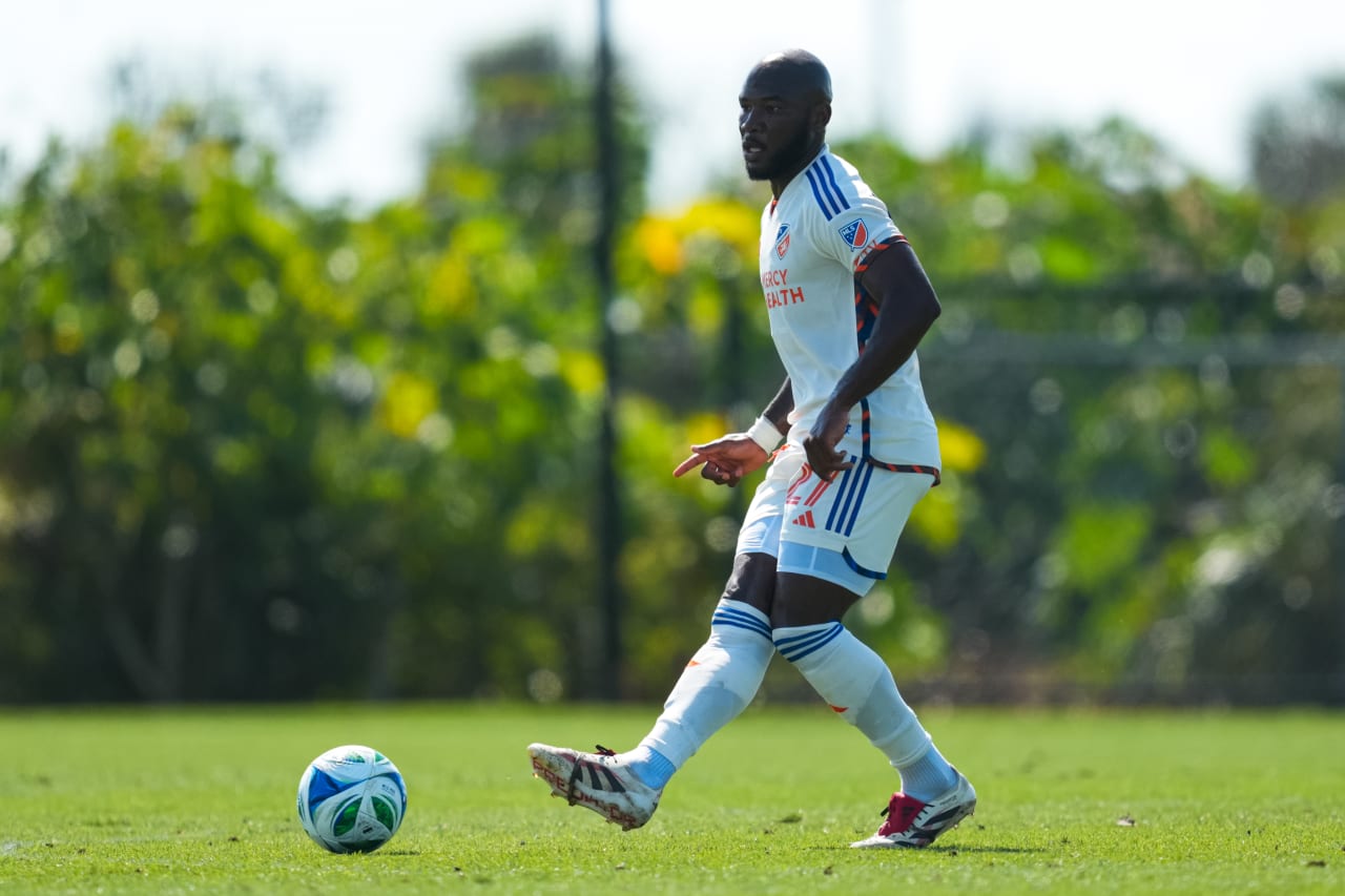 BRADENTON, FLORIDA - FEBRUARY 12: FC Cincinnati during a preseason match against Atlanta United FC on February 12, 2025 at IMG Academy in Bradenton, Florida.