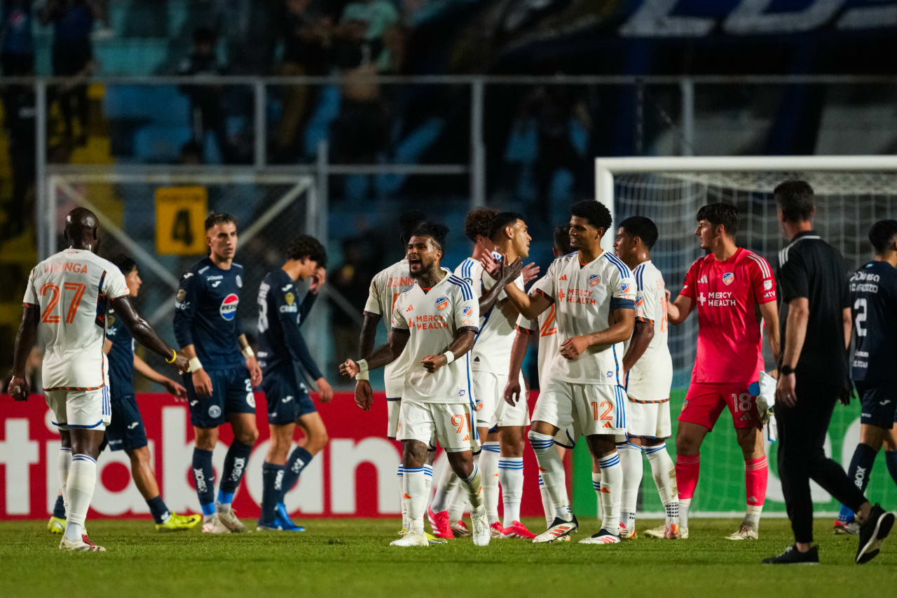 TEGUCIGALPA, HONDURAS - FEBRUARY 19: FC Cincinnati during a Concacaf Champions Cup match against FC Motagua on February 19, 2025 at Estadio Nacional in Tegucigalpa, Honduras.